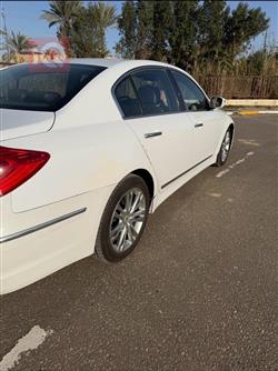 هيونداي جنسس